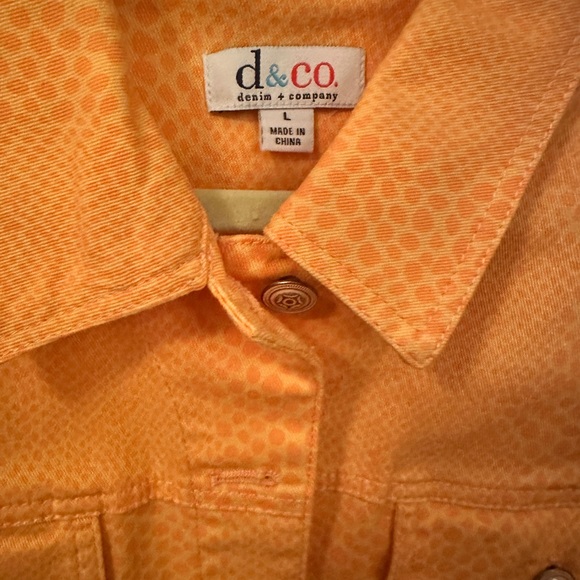 Denim & Co. Sherbet Orange Snake Print Jean Jacket-NWOT - Picture 3 of 4